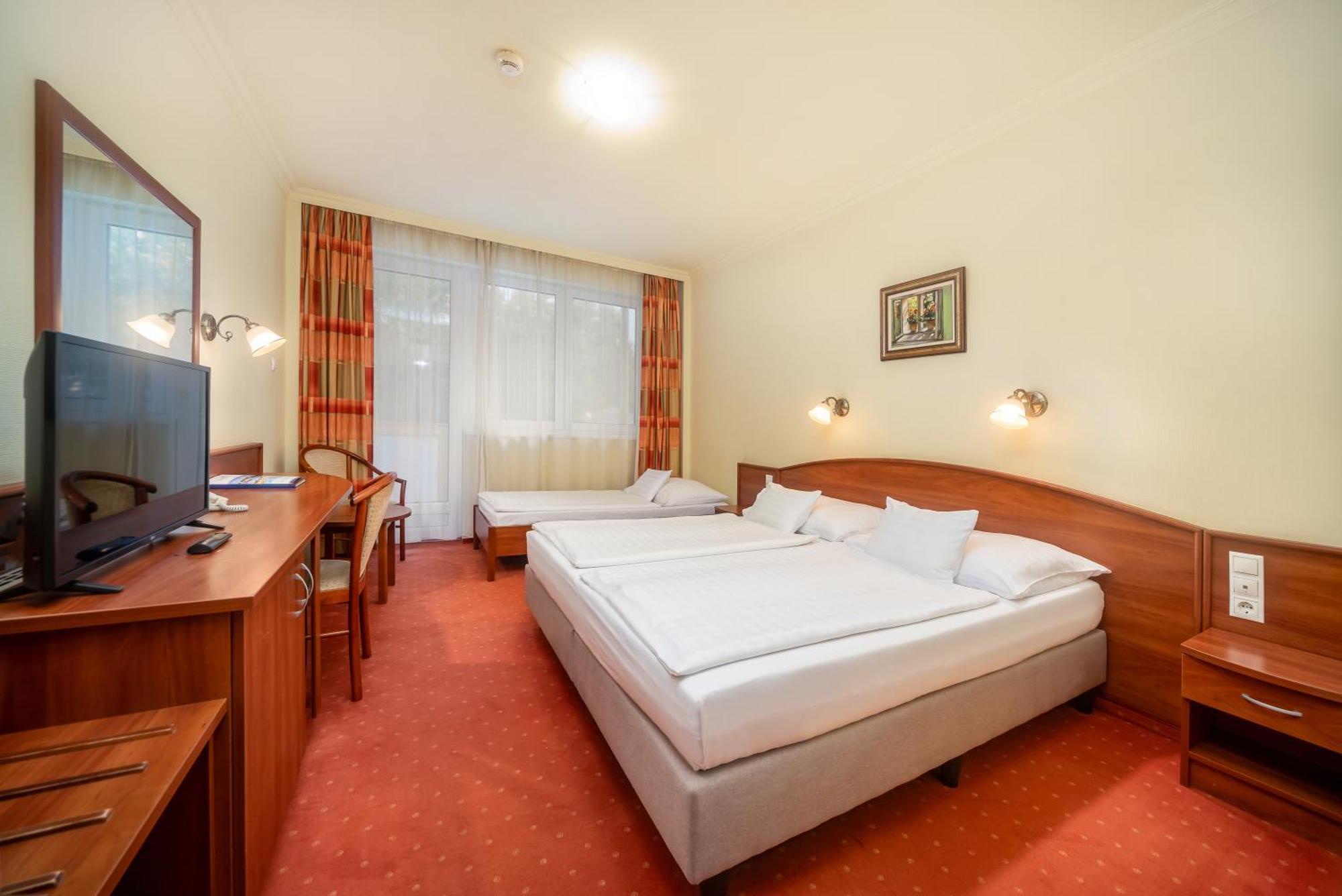Hungarospa Thermal Hotel Hajdúszoboszló Esterno foto